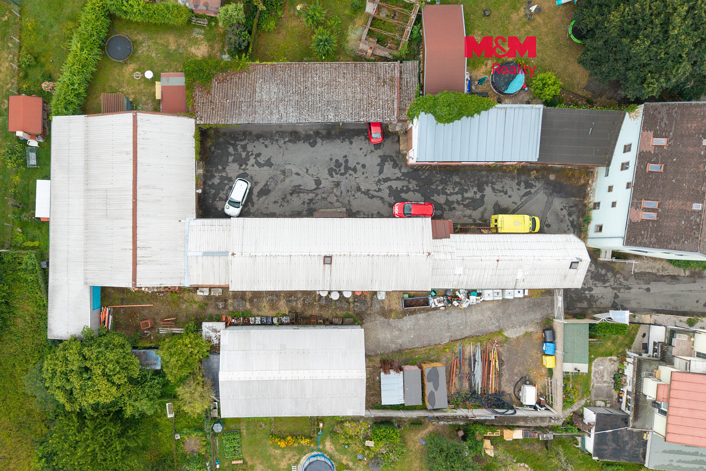 Prodej skladovacích prostor 900 m²