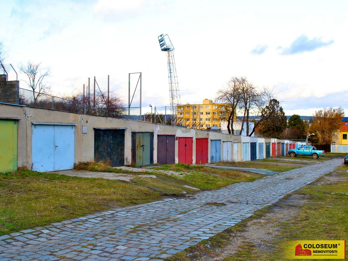Brno - královo pole, pronájem garáže, 16 m2 - garáž