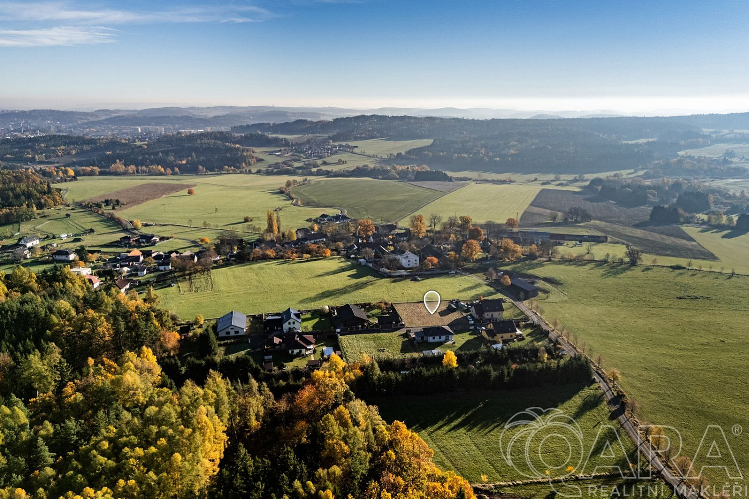 Prodej stavebního pozemku 1 157 m² – další