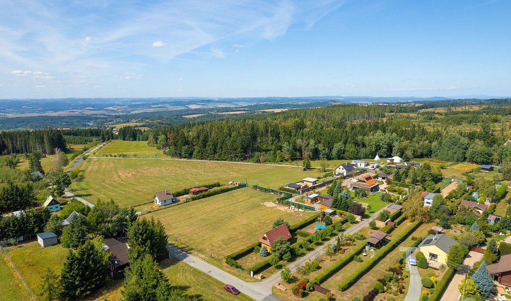 Prodej stavebního pozemku 4 100 m², Velenov – náhled fotky 8