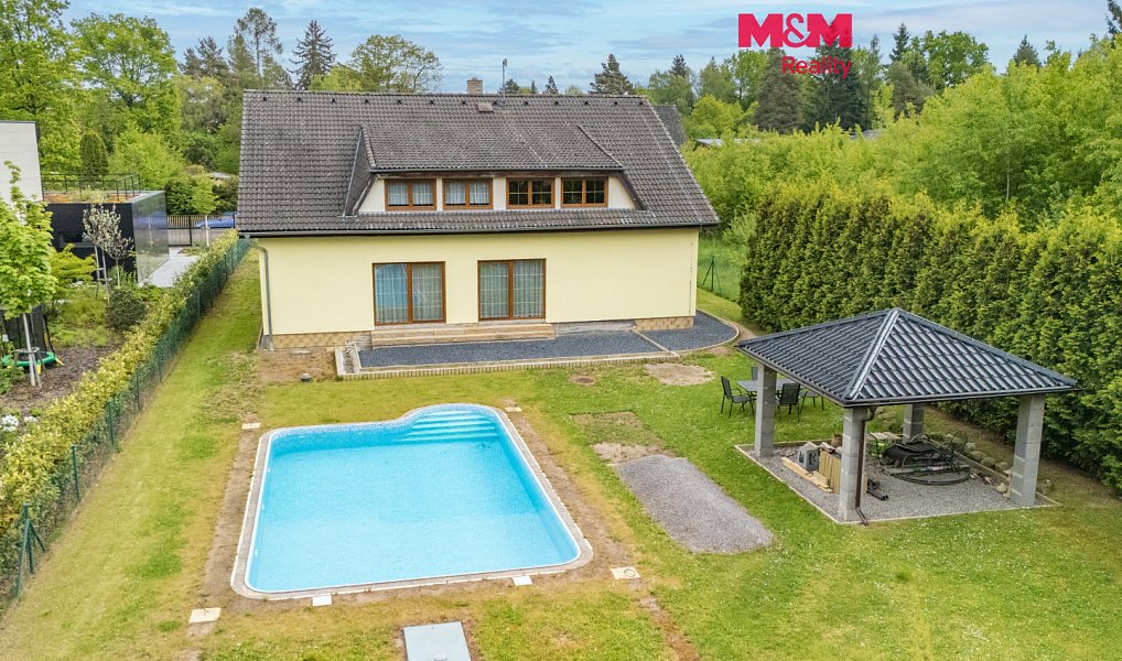 Prodej rodinného domu, 230 m², Újezd nad Lesy - Praha 21, Praha