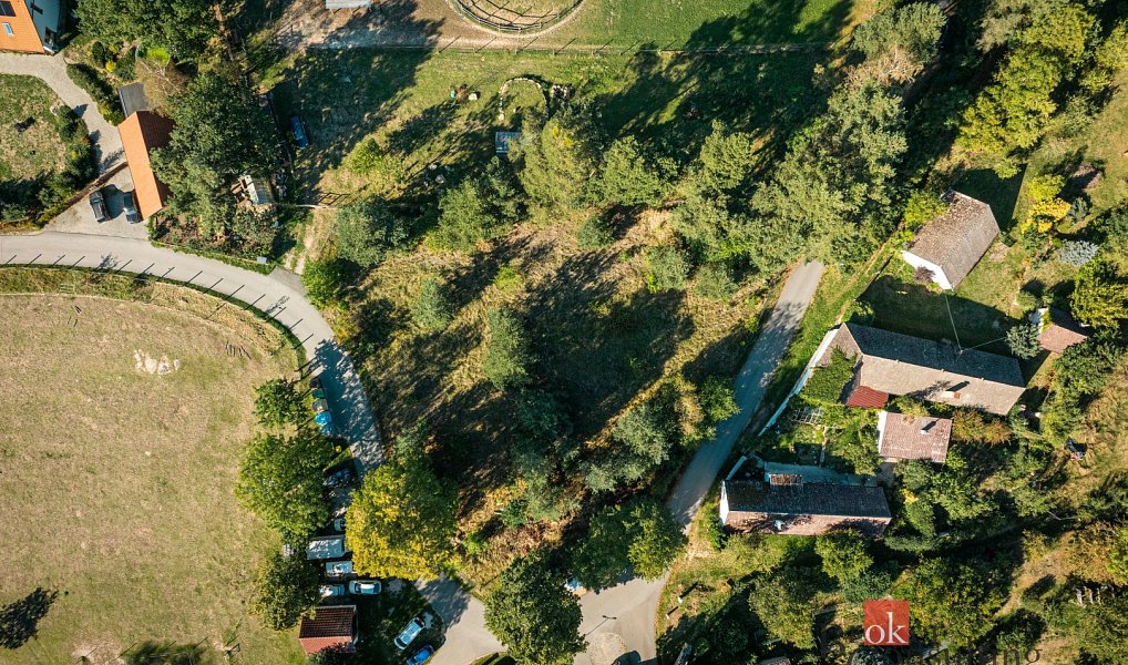 Prodej stavebního pozemku 2 135 m², Kadov – náhled fotky 2