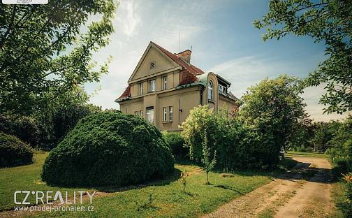 Prodej domu 300 m² s pozemkem 2 632 m²