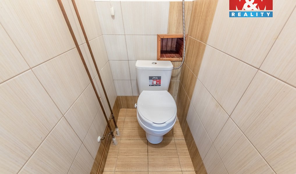 Prodej domu 270 m² s pozemkem 449 m², Benešov u Semil – náhled fotky 14