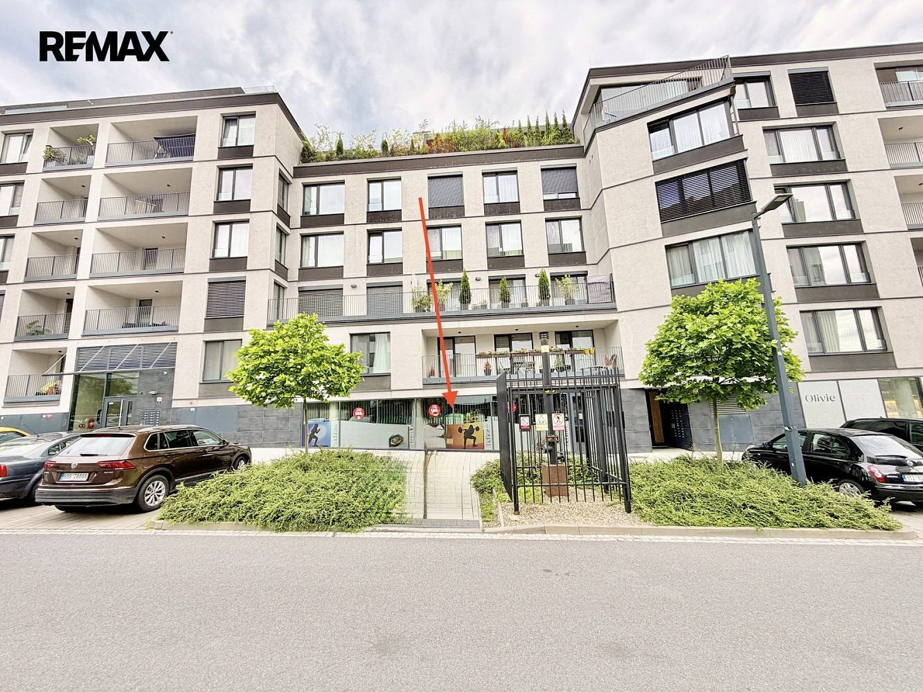 Pronájem obchodních prostor 173 m² – pohled 3