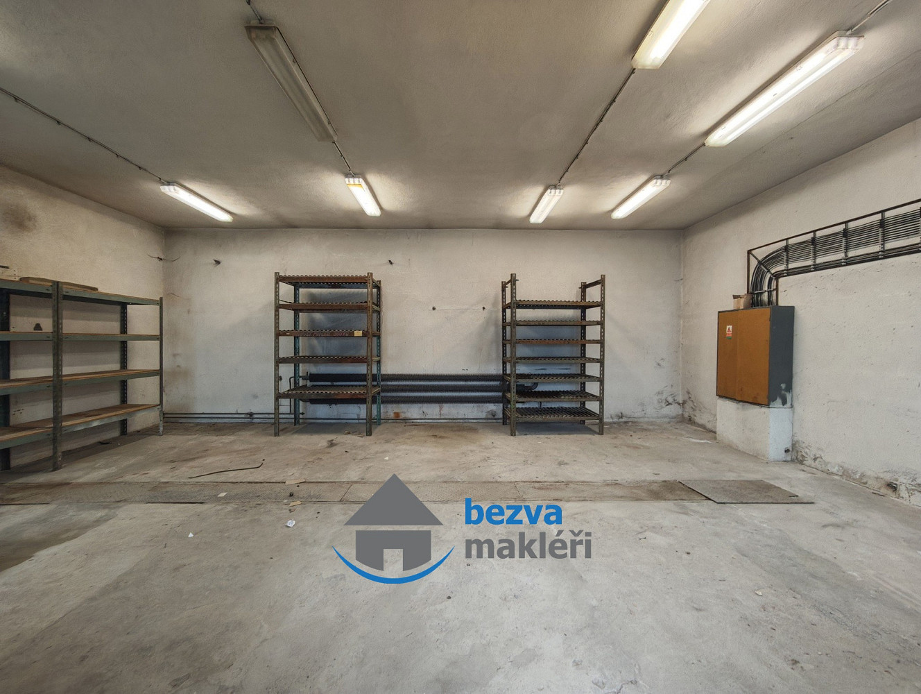 Pronájem skladovacích prostor 63 m² – fotografie 3