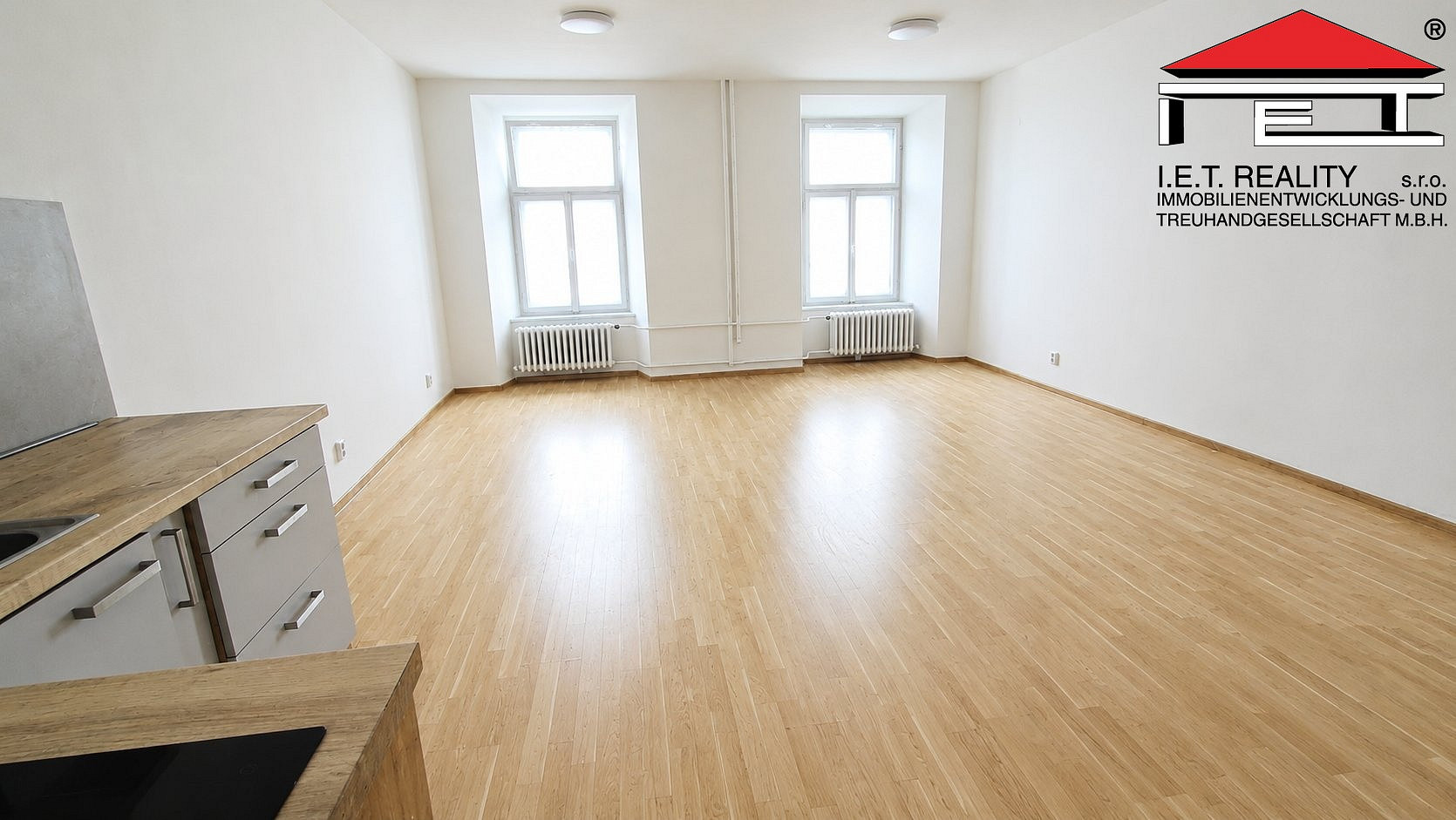 Pronájem bytu 1+kk 45 m² – fotografie 4