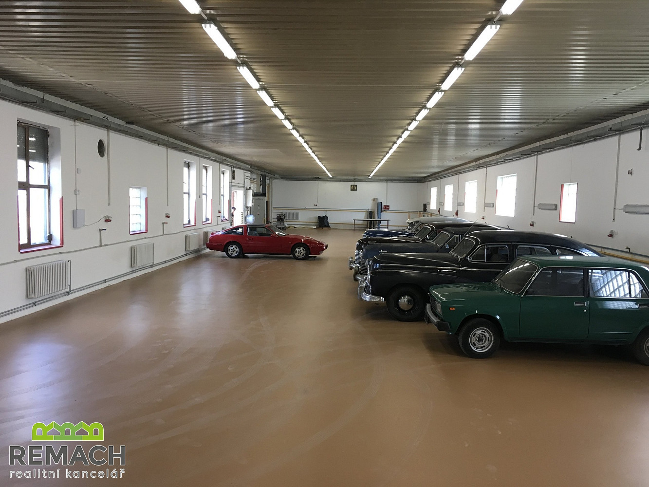 Pronájem skladovacích prostor 500 m² – fotografie 4