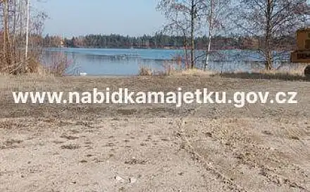Prodej pozemku 15 625 m², Roudnice, okres Hradec Králové