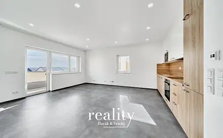 Pronájem bytu 4+kk 103 m², Hrušňová, Znojmo - Přímětice