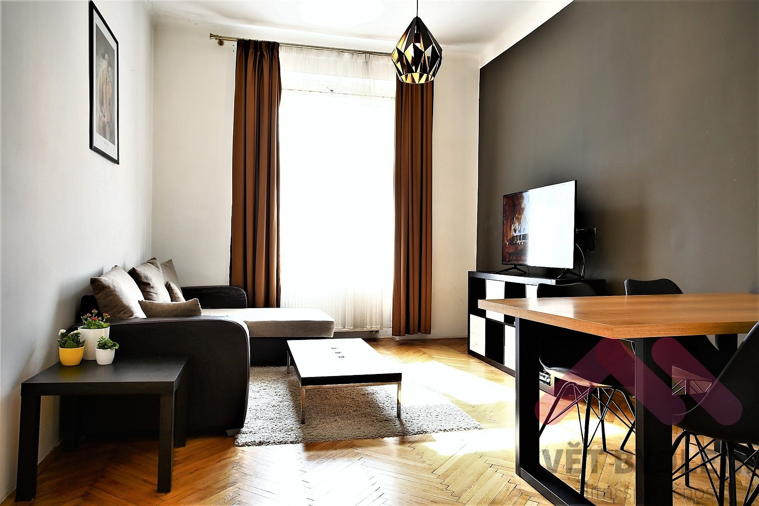 Pronájem bytu 2+kk 47 m² — photo 2