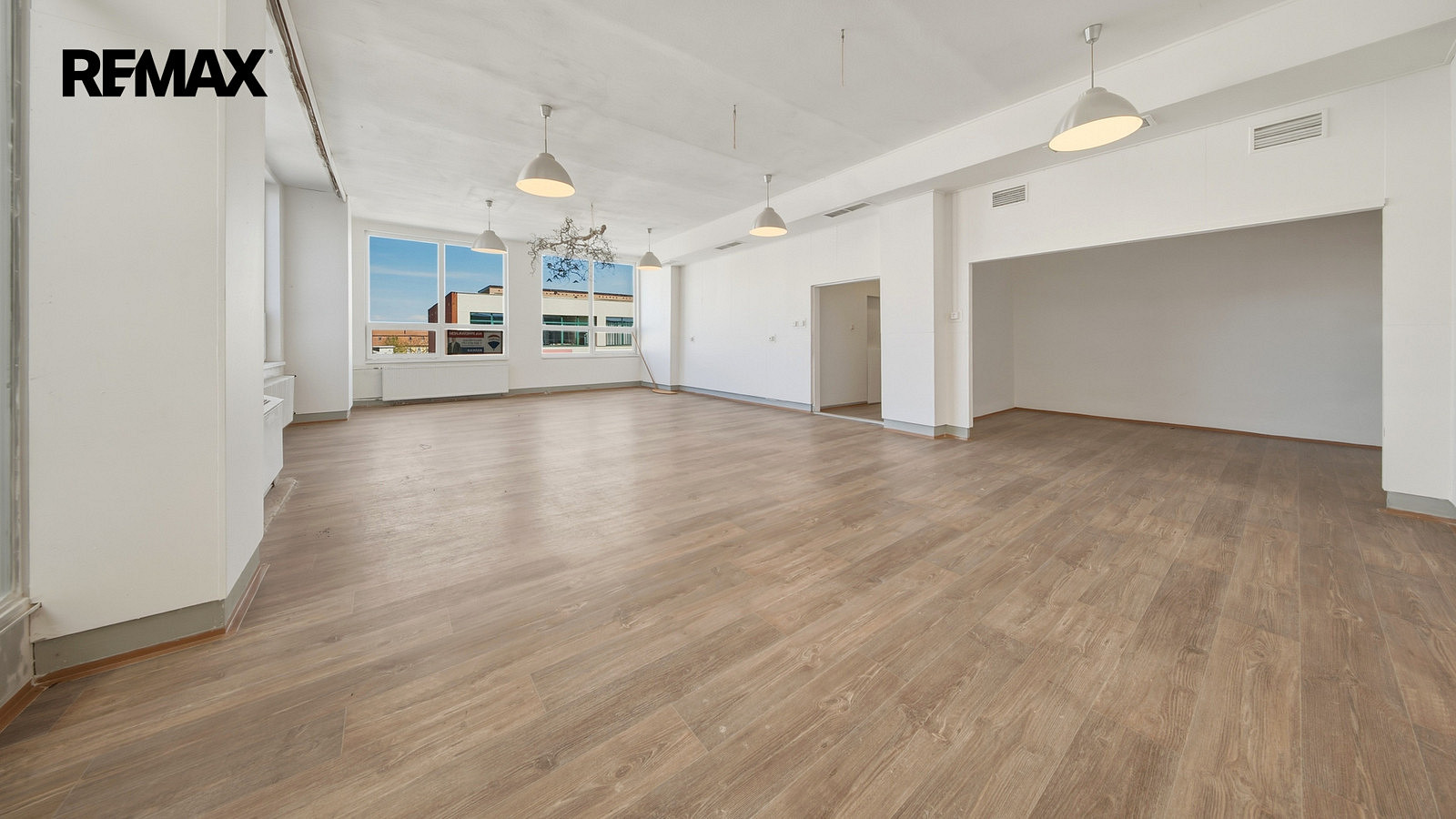 Pronájem obchodních prostor 110 m²