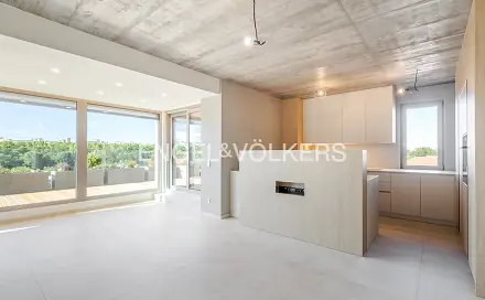 Pronájem bytu 4+kk 98 m²