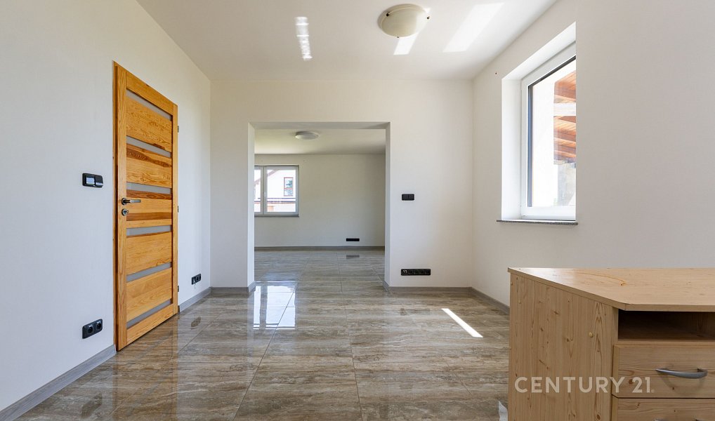 Prodej domu 160 m² s pozemkem 869 m², Milostín – náhled fotky 15