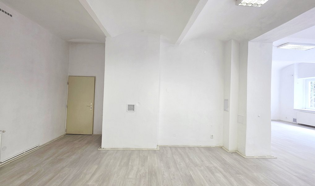 Pronájem kanceláře 167 m², Plzeň – náhled fotky 7