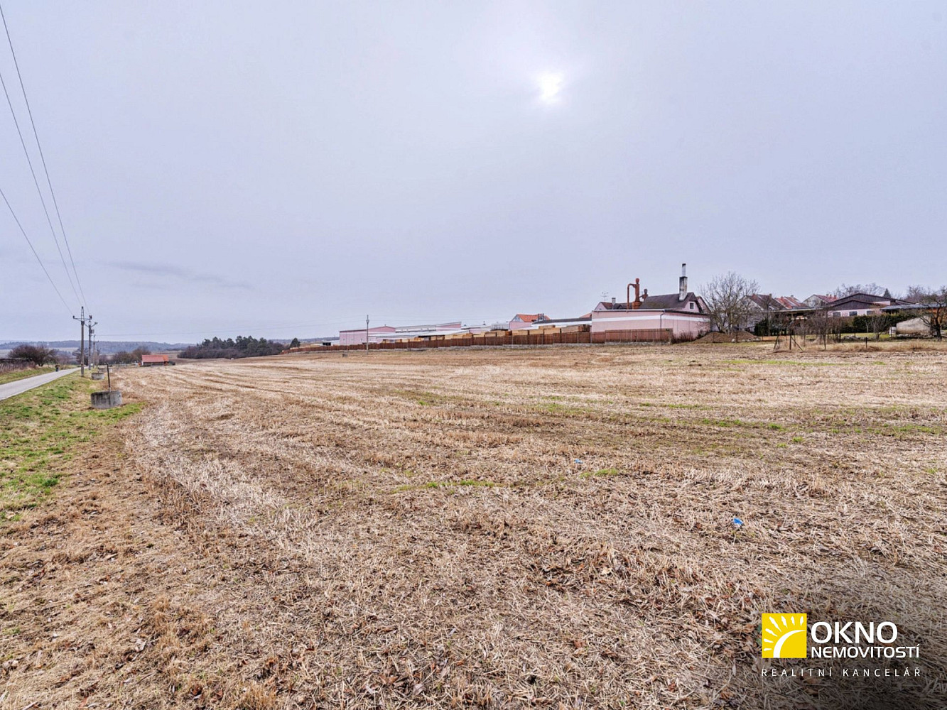 Prodej komerčního pozemku 700 m² – pohled 6