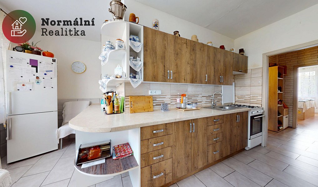 Prodej bytu 4+1 80 m², Chomutov – náhled fotky 2