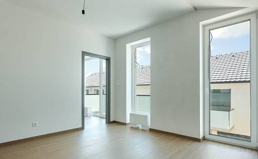 Prodej bytu 2+kk 50 m², Faměrovo náměstí, Brno - Černovice