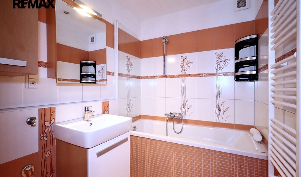 Prodej bytu 2+1 63 m², Poniklá – náhled fotky 12