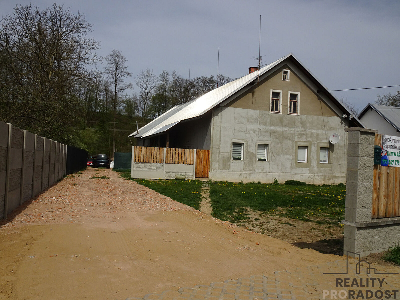 Prodej domu 500 m² s pozemkem 4 073 m²