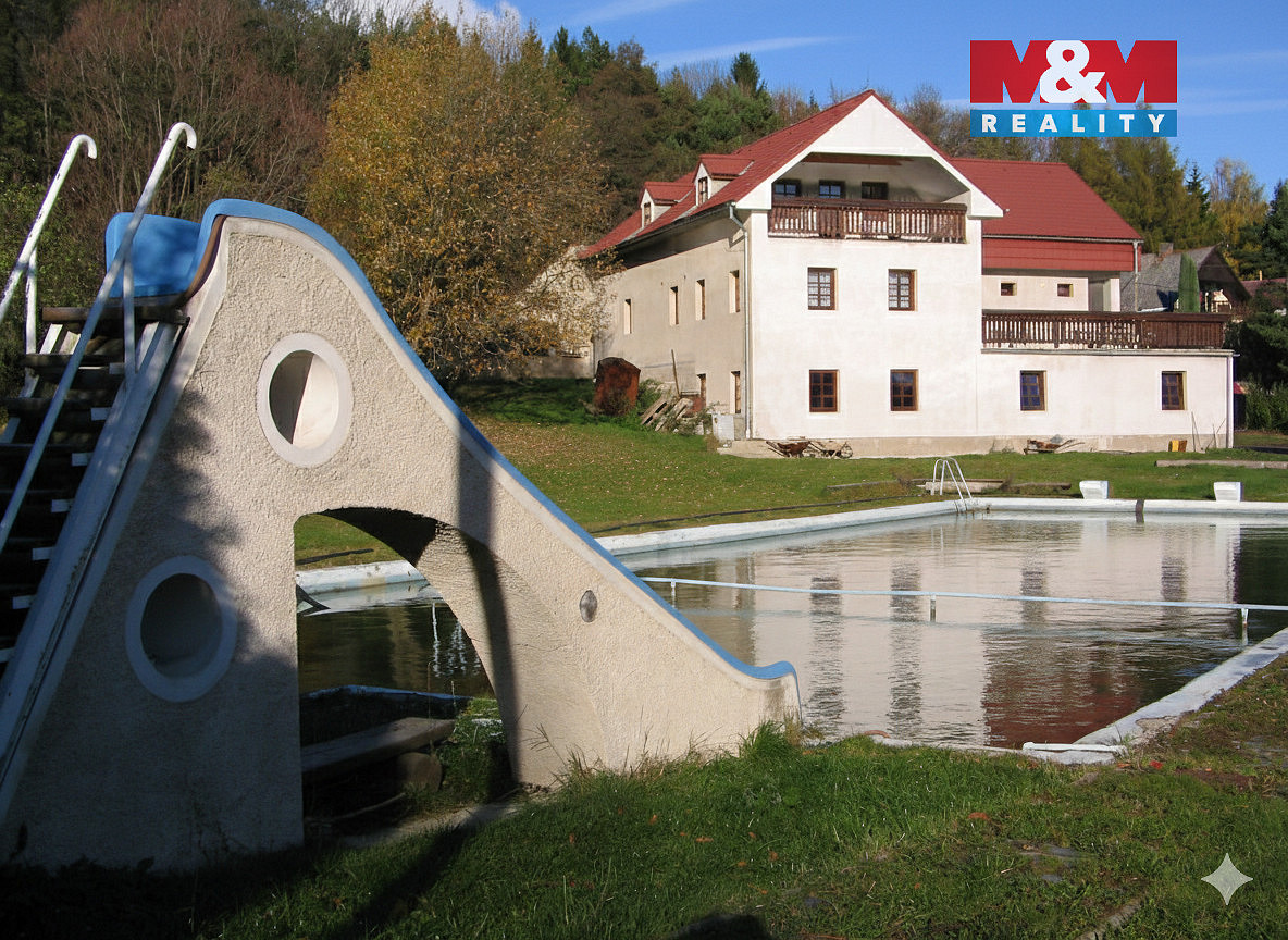 Prodej ubytovacího objektu 850 m² – fotografie 3