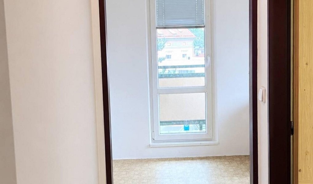 Prodej bytu 3+1 80 m², Rožmitál pod Třemšínem – náhled fotky 10