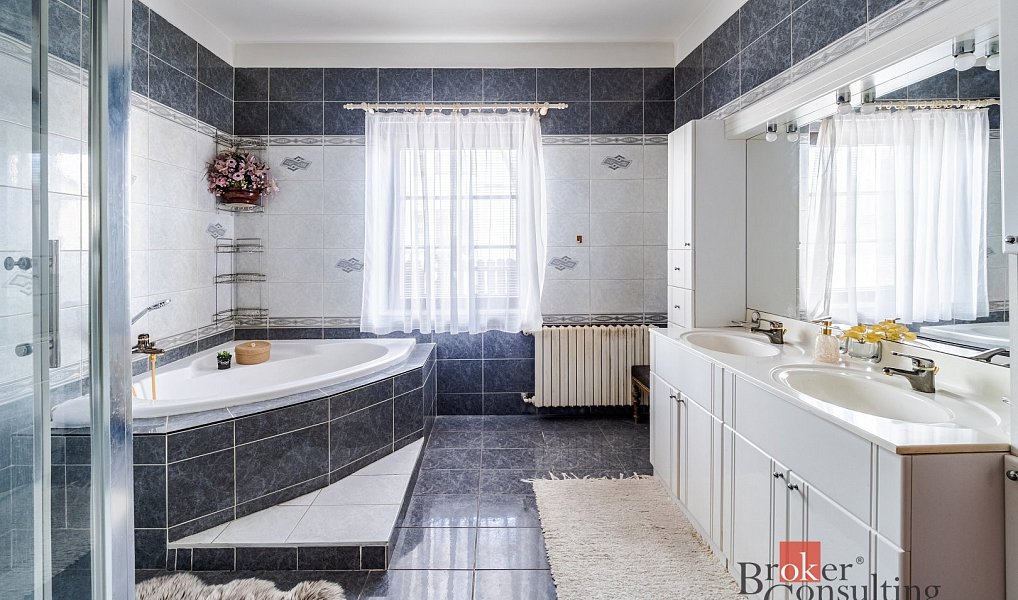 Prodej domu 220 m² s pozemkem 887 m², Chlum u Třeboně – náhled fotky 14