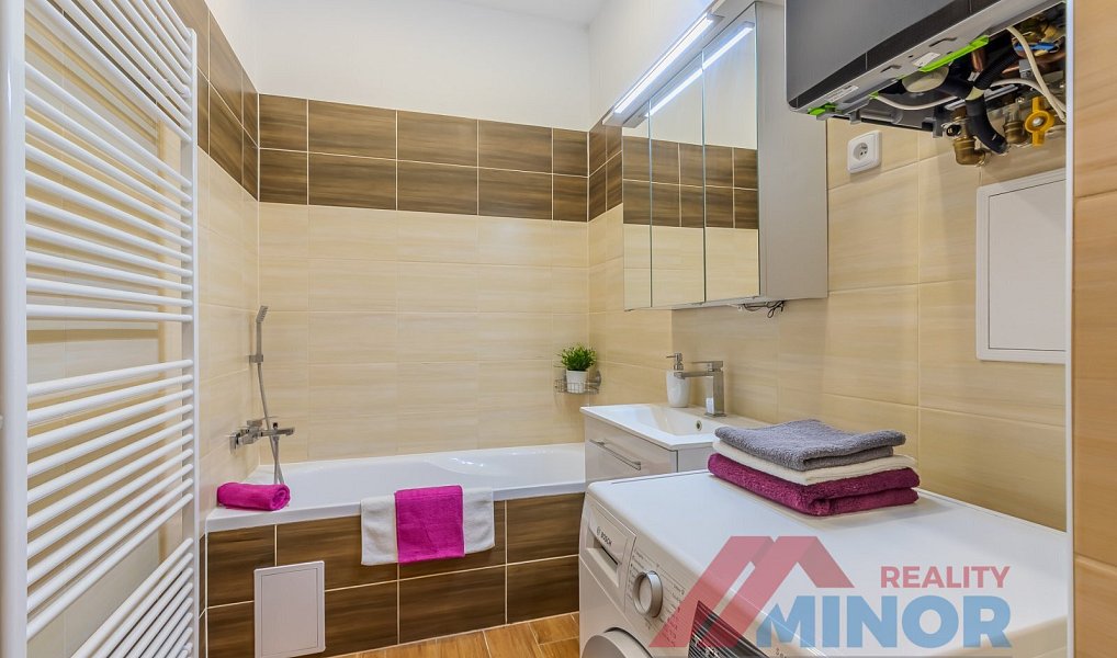 Prodej bytu 3+1 94 m², Slaný – náhled fotky 5