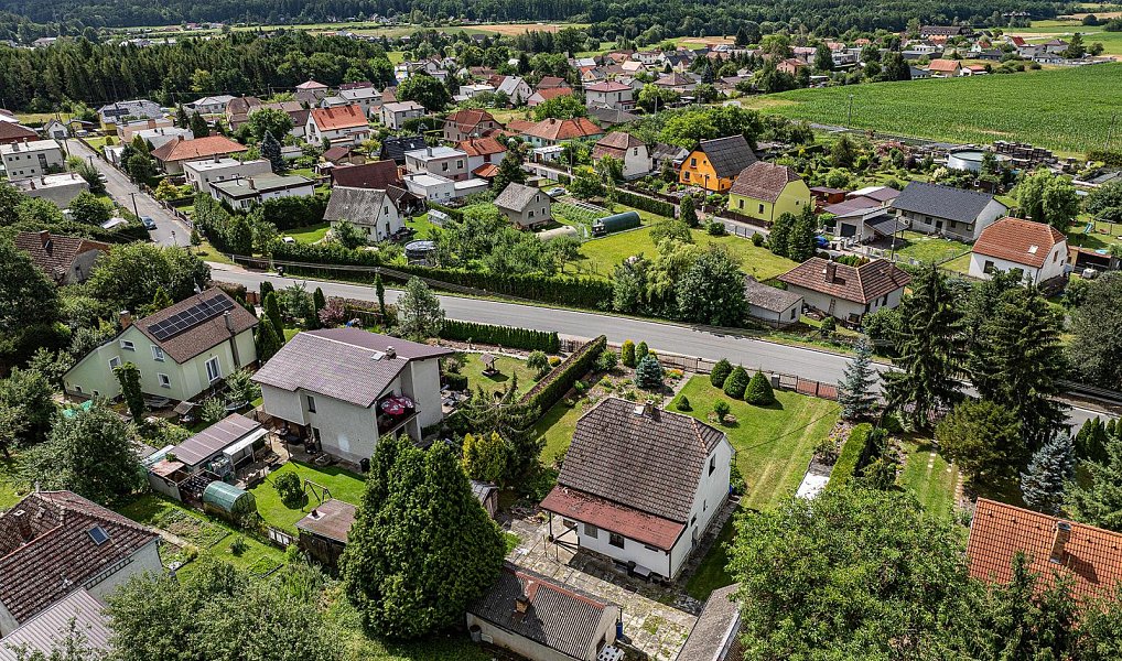 Prodej domu 130 m² s pozemkem 1 038 m², Svojkovice – náhled fotky 28