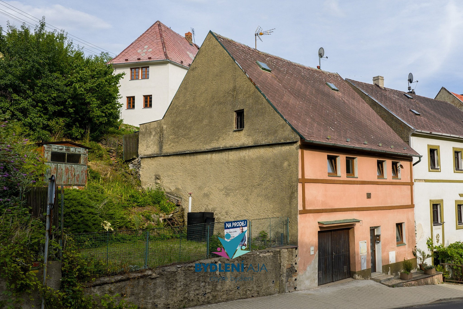 Prodej domu 300 m² s pozemkem 219 m² — photo 2