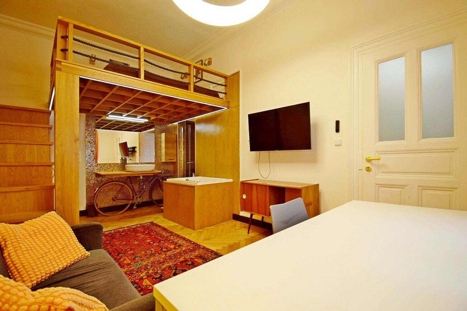 Pronájem bytu 1+1 32 m² – fotografie 2