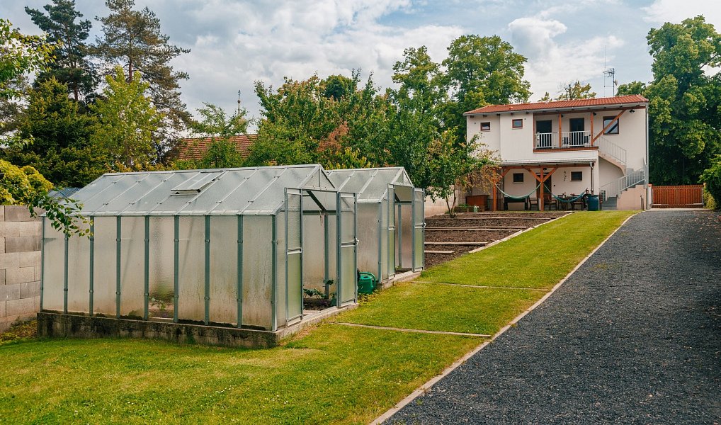 Prodej domu 176 m² s pozemkem 3 112 m², Neratovice – náhled fotky 33