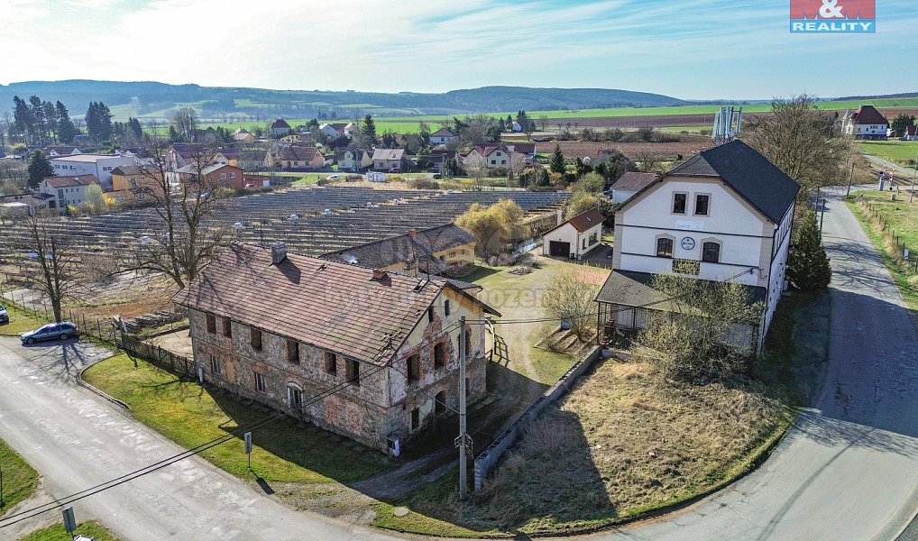Prodej nájemního domu, činžáku 1 614 m², Žihle – náhled fotky 2