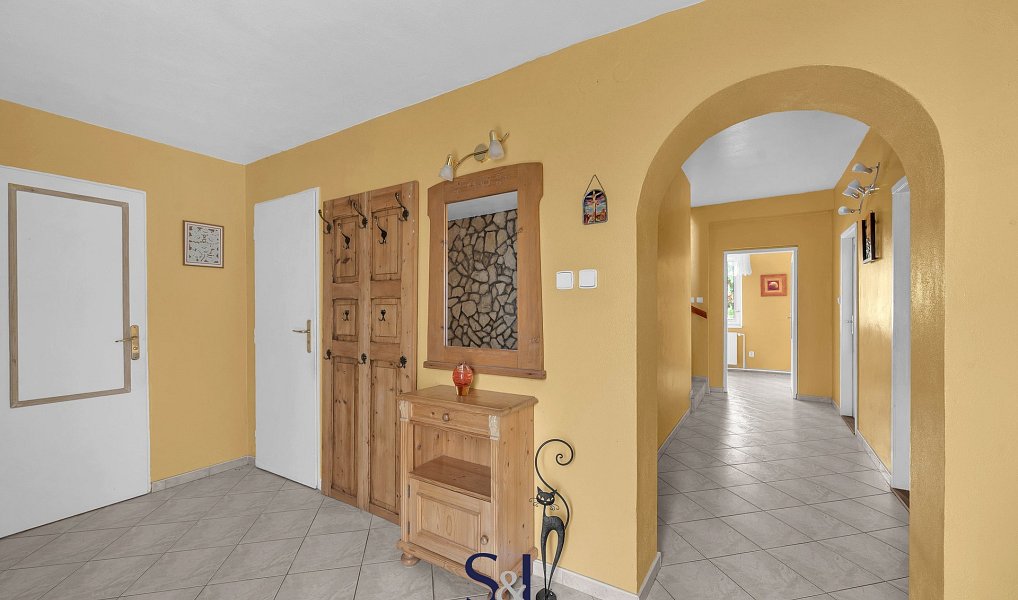 Prodej domu 240 m² s pozemkem 1 732 m², Nový Bor – náhled fotky 23
