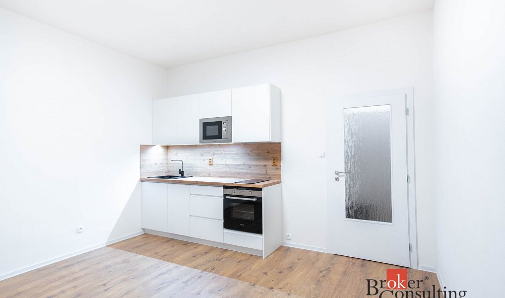 Pronájem bytu 1+kk 22 m², Ostrava – náhled fotky 8