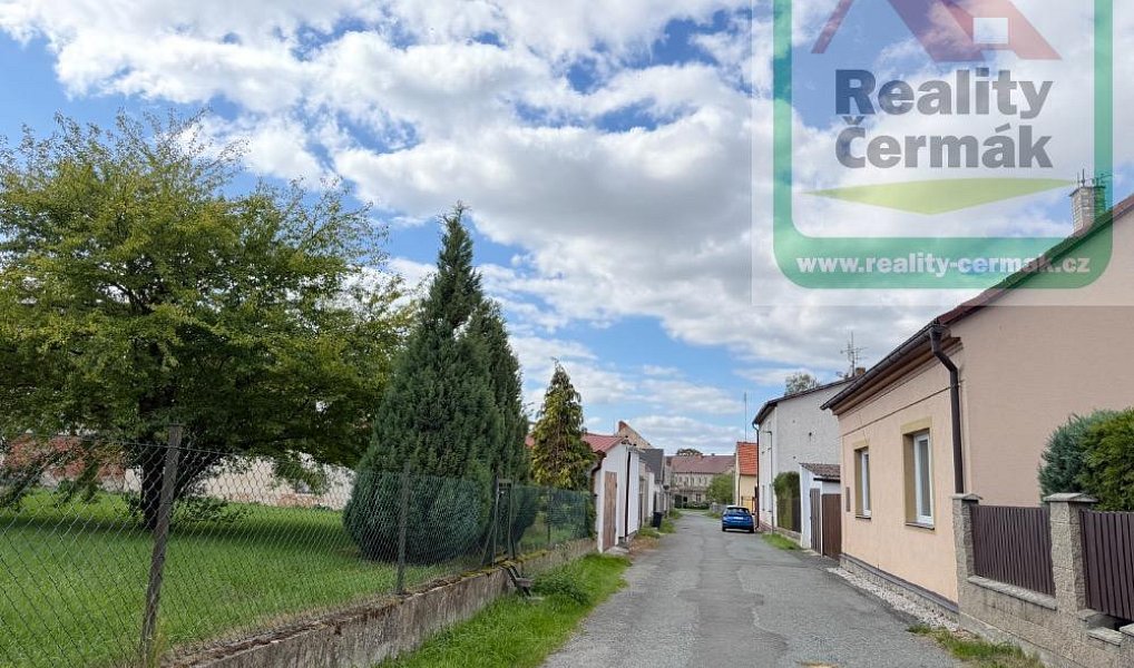 Garáž 22 m2 - ul. Italská, Holýšov, okr. Plzeň-jih, Holýšov – náhled fotky 3