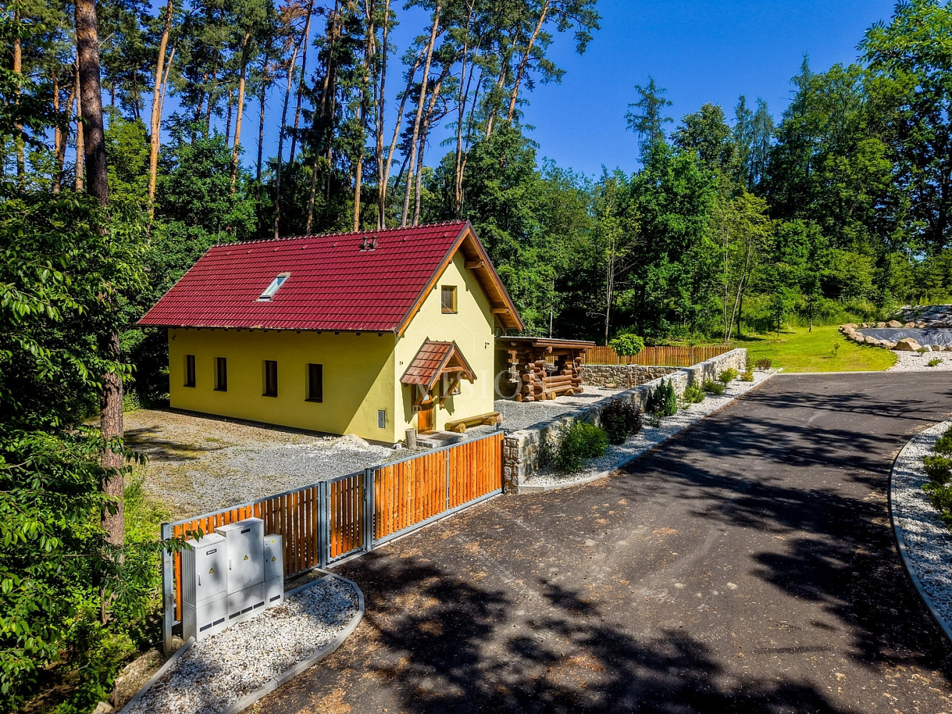 Prodej domu 98 m² s pozemkem 612 m²