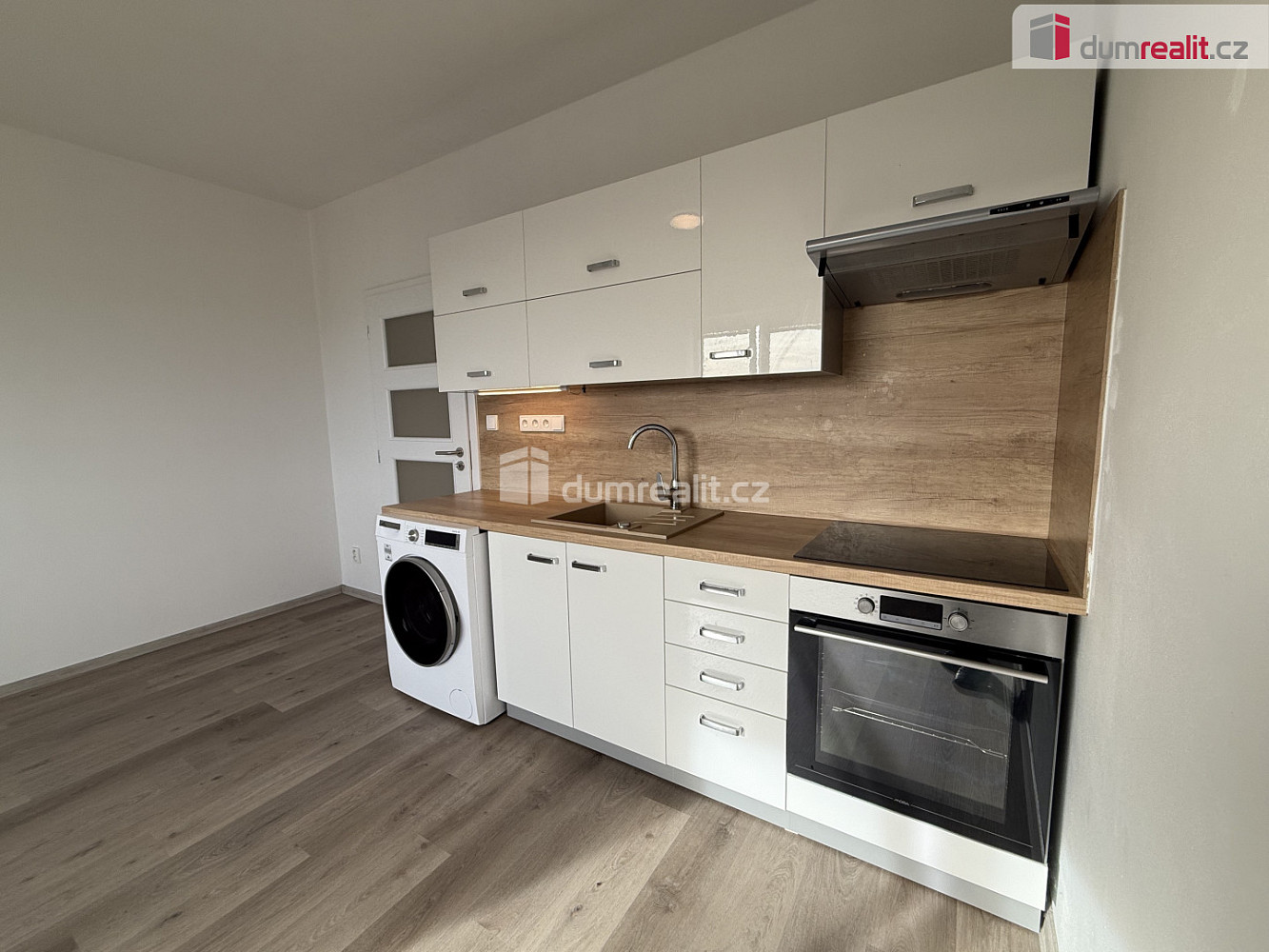 Pronájem bytu 2+kk 40 m² — photo 3