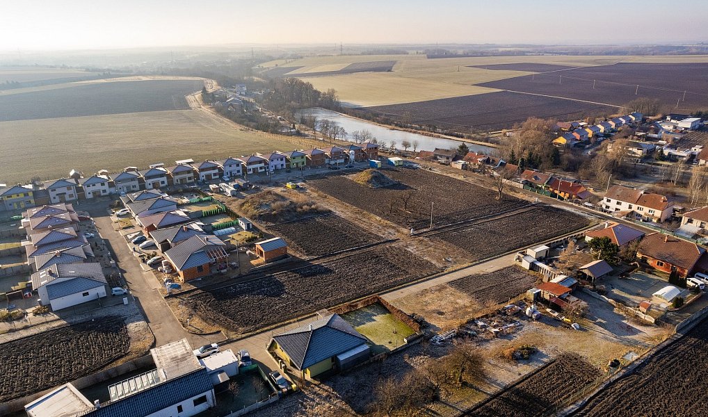 Prodej stavebního pozemku 624 m², Syrovice – náhled fotky 18