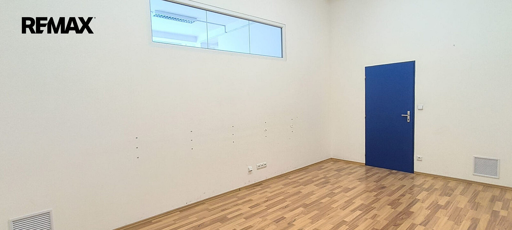 Pronájem kanceláře 19 m² – fotografie 2