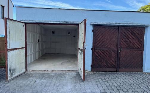 Mladá Boleslav, pronájem garáže 18 m2, Jana Augusty, Mladá Boleslav - Mladá Boleslav III