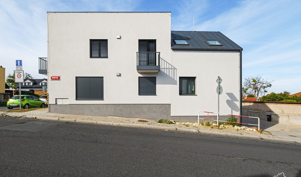Prodej bytu 3+kk 95 m², Praha – náhled fotky 4