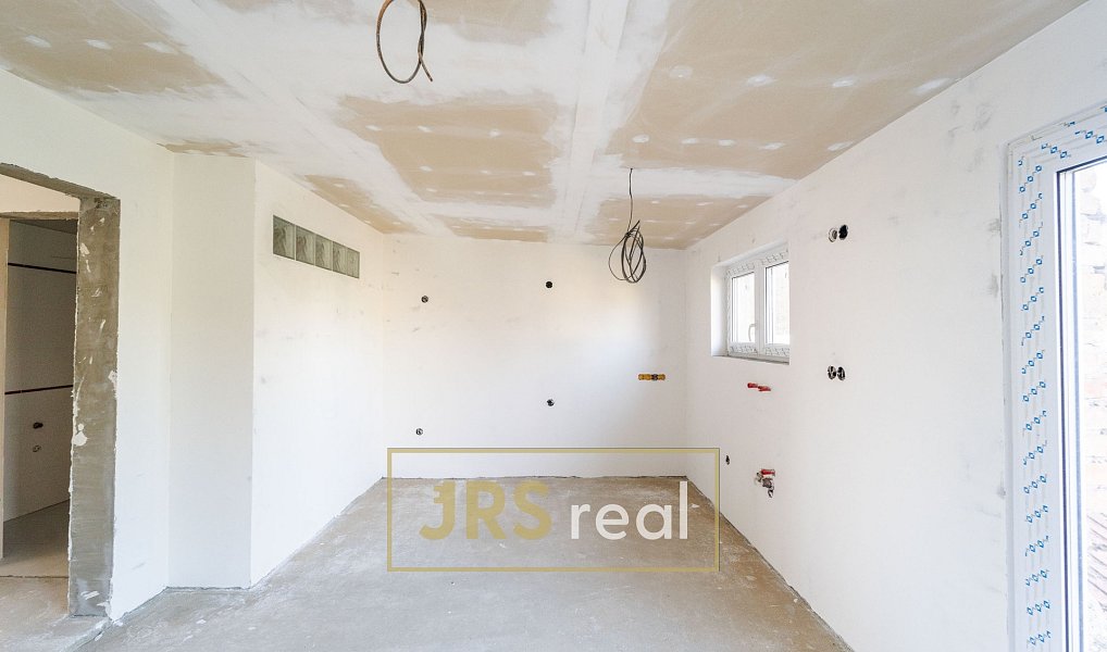 Prodej domu 400 m² s pozemkem 826 m², Veselí nad Moravou – náhled fotky 17