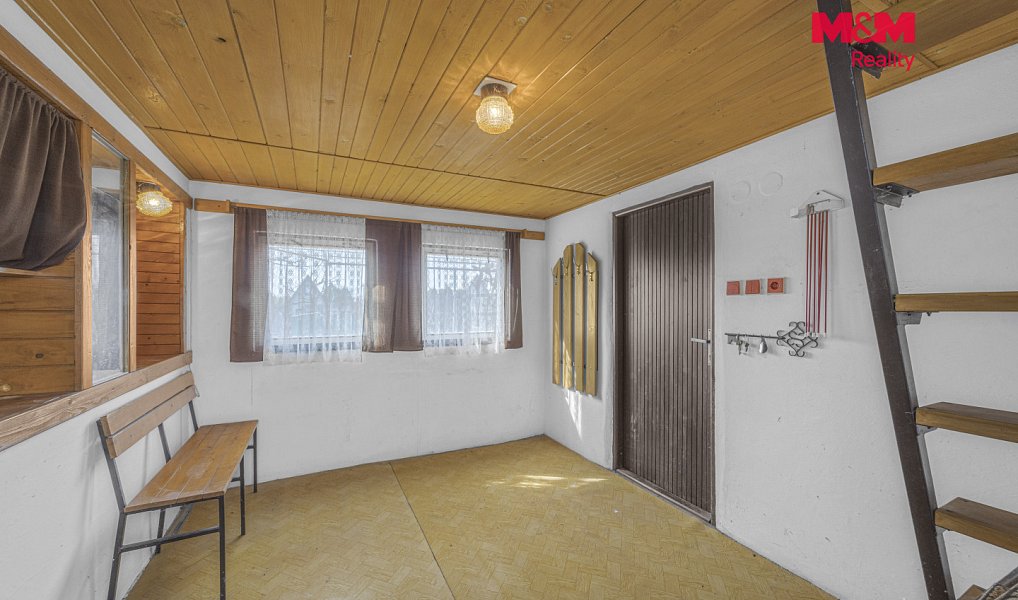 Prodej chaty/chalupy 14 m² s pozemkem 347 m², Hradec Králové – náhled fotky 11