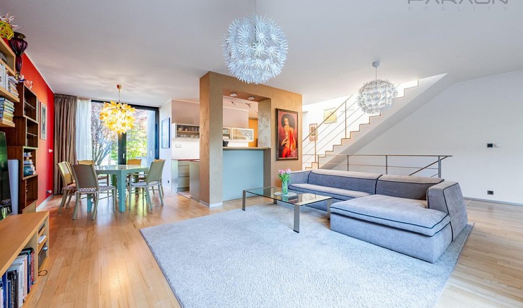 Prodej domu 268 m² s pozemkem 298 m², Praha – náhled fotky 2