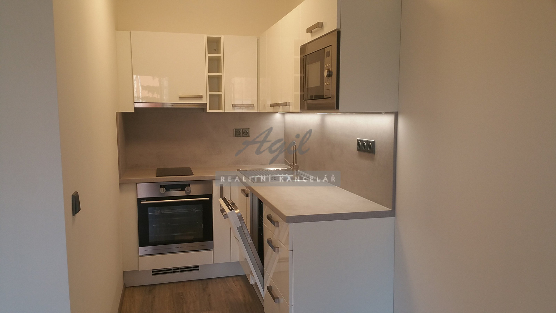 Pronájem bytu 2+kk 46 m² - Ansicht 4