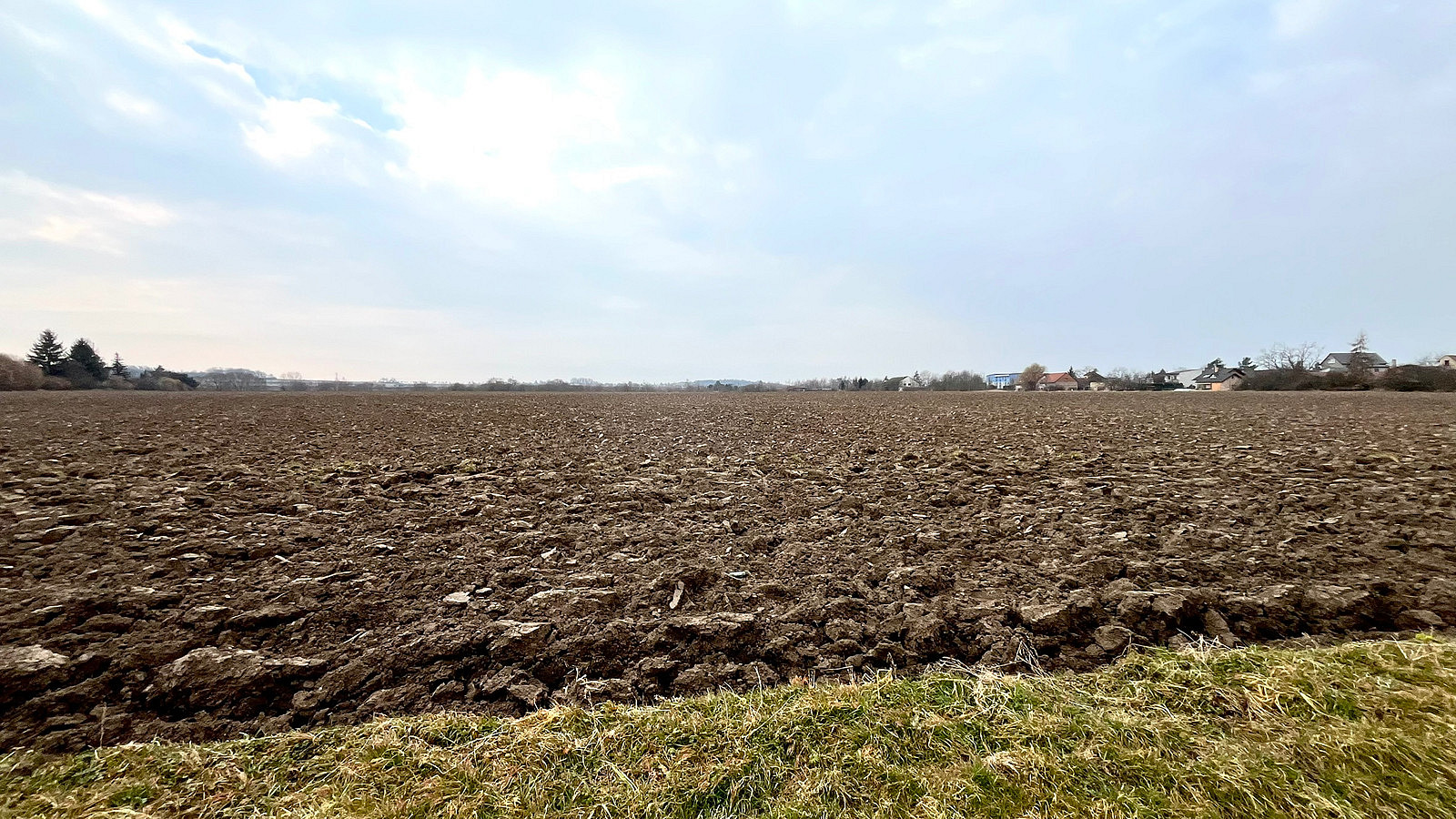 Prodej stavebního pozemku 5 230 m²