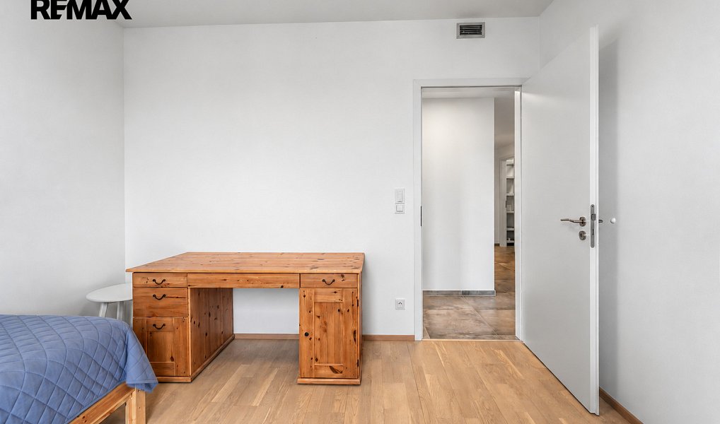Pronájem bytu 4+kk 113 m², Praha – náhled fotky 15