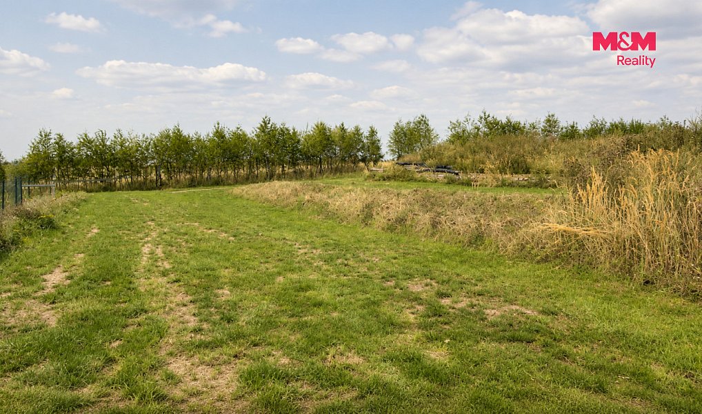 Prodej zahrady 800 m², Velké Popovice – náhled fotky 8
