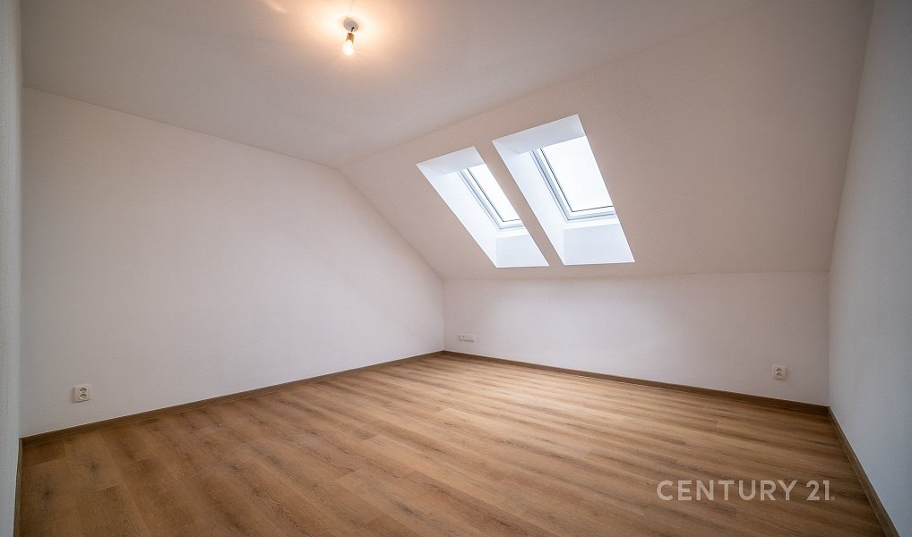 Prodej domu 161 m² s pozemkem 413 m², Homole – náhled fotky 23